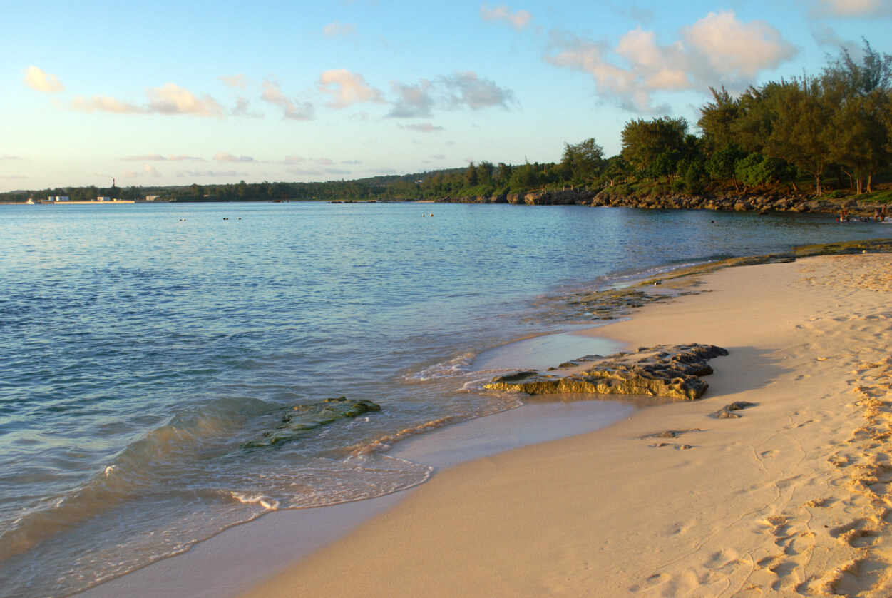 Guam (Mariany) : Tachogna Beach, Tinian, Îles Mariannes du Nord