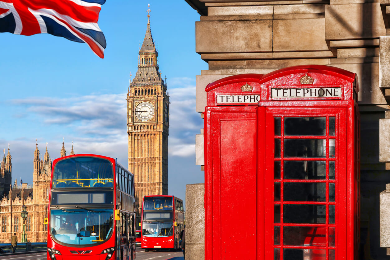 Londýn : Big Ben et les bus rouges de Londres